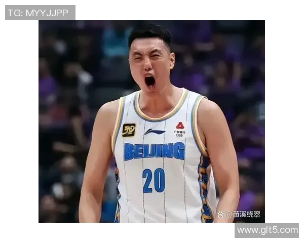 翟晓川：从篮球场上的拼搏者到生活中的奋斗榜样